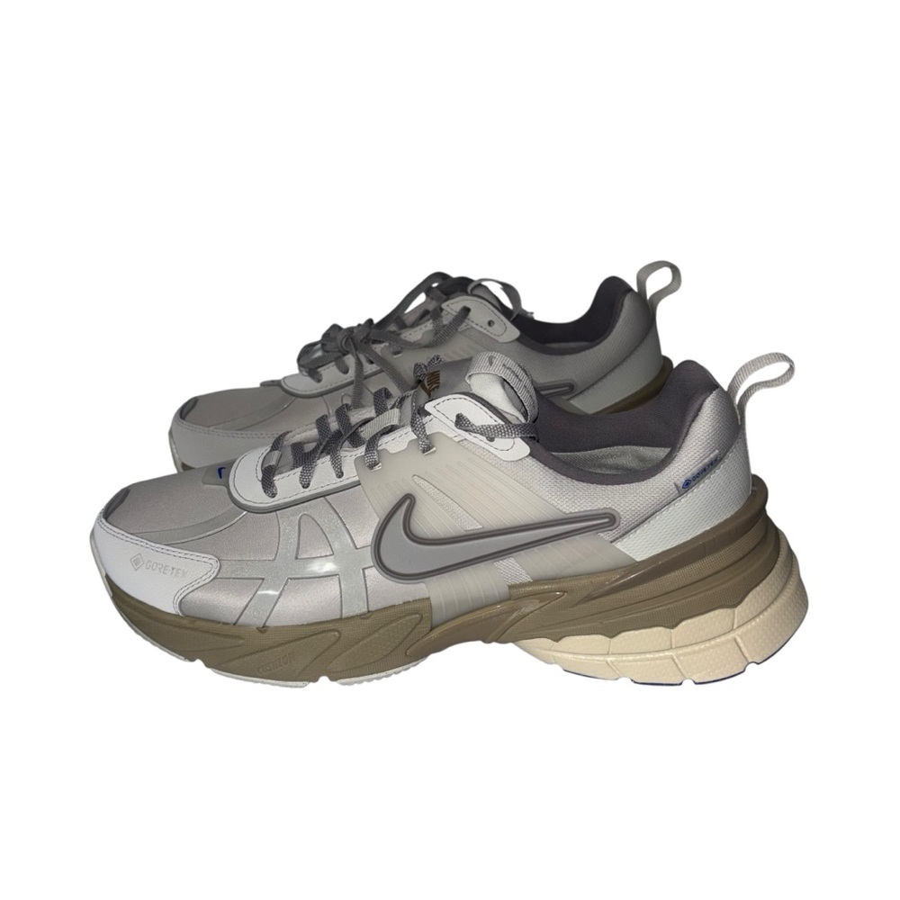 Nike V2K Run Gore-Tex 'Light Iron Ore' FZ2622-002 Women’s size 9